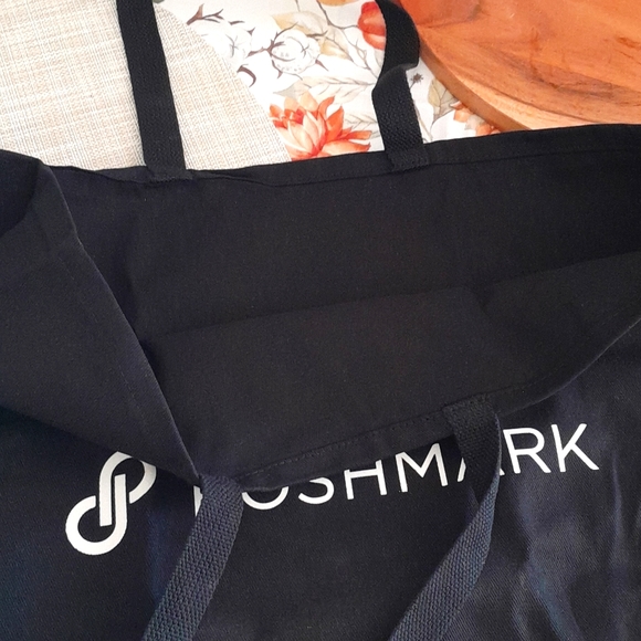 Poshmark Swag Logo Large Black Fabric Tote Bag - Picture 4 of 4